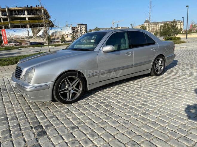 Mercedes E 240 2000, 307,500 km - 2.6 l - Bakı
