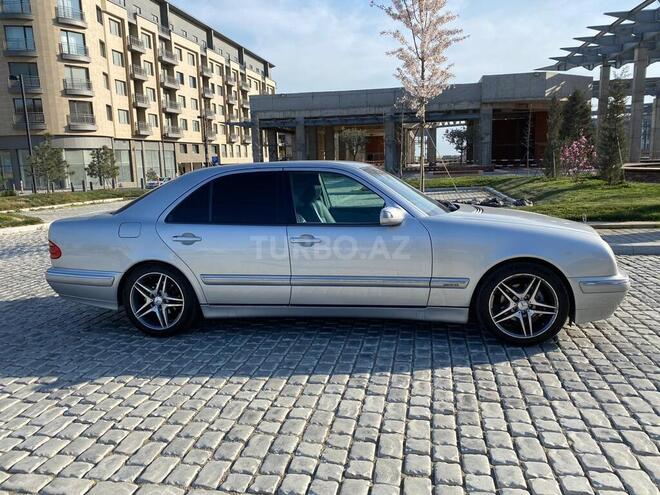 Mercedes E 240 2000, 307,500 km - 2.6 l - Bakı