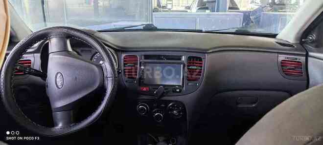 Kia Rio 2011, 337,800 km - 1.4 l - Qusar