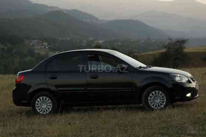 Kia Rio 2011, 337,800 km - 1.4 l - Qusar