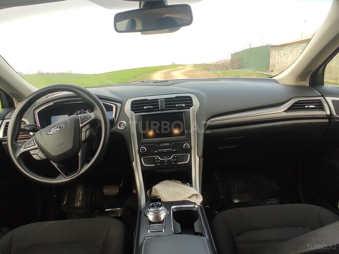 Ford Fusion 2019, 14,000 km - 1.5 l - Qusar