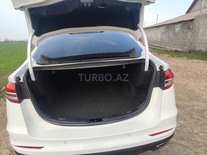 Ford Fusion 2019, 14,000 km - 1.5 l - Qusar