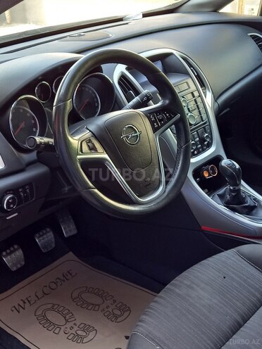 Opel Astra 2010, 296,000 km - 1.4 l - Bakı
