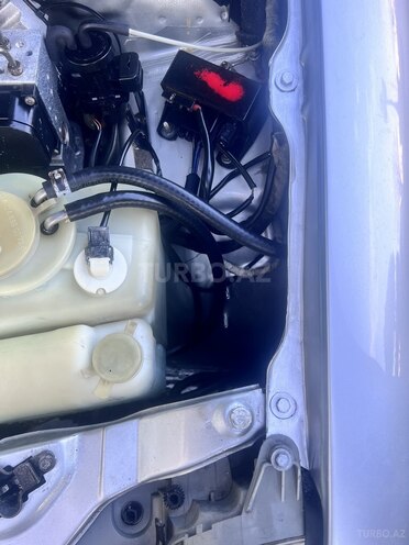 Mercedes E 220 2000, 321,522 km - 2.2 l - Bakı