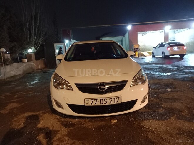 Opel Astra 2010, 296,000 km - 1.4 l - Bakı