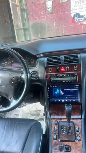 Mercedes E 220 2000, 321,522 km - 2.2 l - Bakı