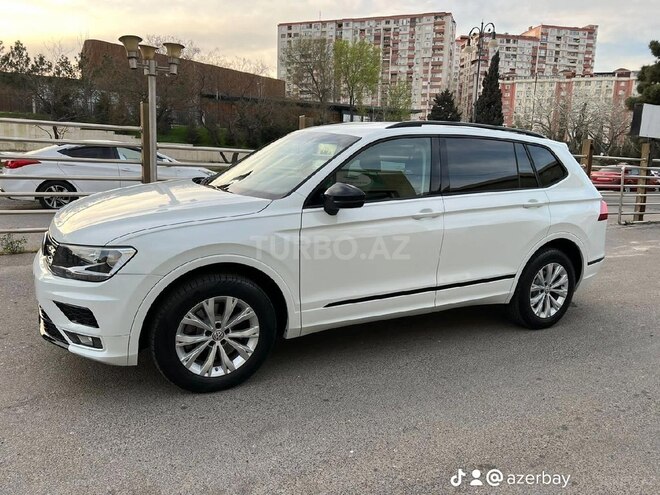 Volkswagen Tiguan 2019, 33,000 km - 2.0 l - Bakı