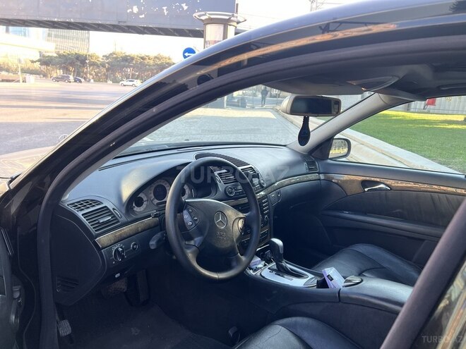 Mercedes E 270 2002, 350,000 km - 2.7 l - Bakı