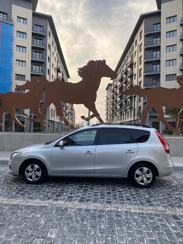 Hyundai i30 2009, 178,400 km - 1.6 l - Bakı