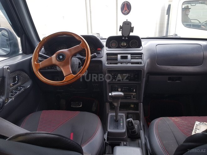 Mitsubishi Pajero 1996, 300,000 km - 2.8 l - Bakı