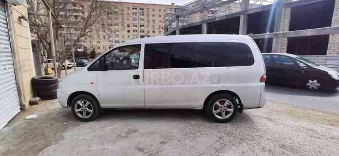 Hyundai H-1 1998, 400,000 km - 2.5 l - Bakı