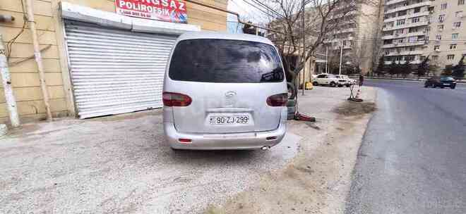 Hyundai H-1 1998, 400,000 km - 2.5 l - Bakı