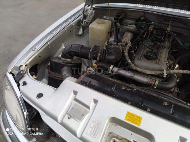 GAZ 31105 2005, 124,000 km - 2.4 l - Quba