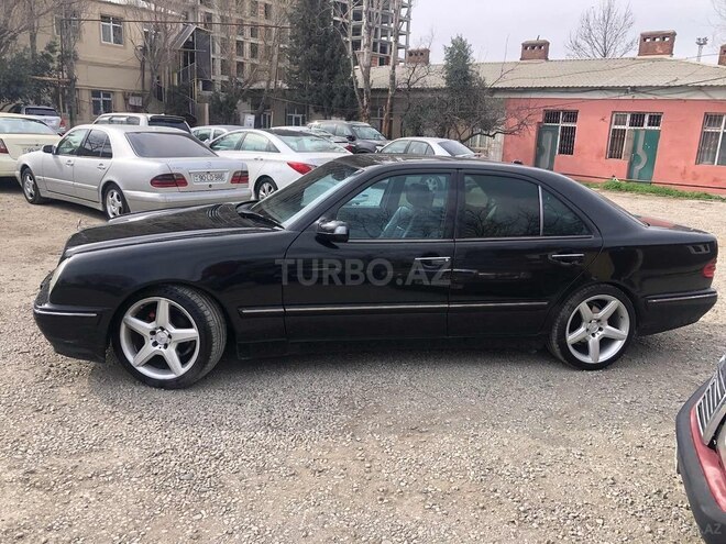 Mercedes E 240 2001, 447,000 km - 2.4 l - Bakı