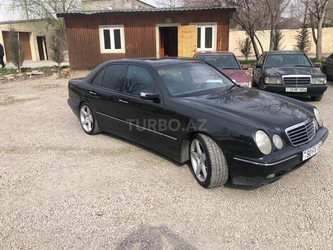 Mercedes E 240 2001, 447,000 km - 2.4 l - Bakı