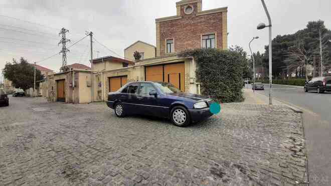 Mercedes C 200 1995, 442,589 km - 2.0 l - Bakı