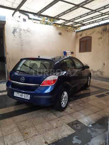 Opel Astra 2004, 215,000 km - 1.4 l - Bakı