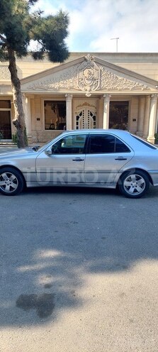 Mercedes C 240 1999, 301,000 km - 2.4 l - Bakı