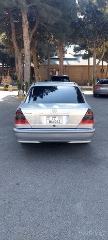 Mercedes C 240 1999, 301,000 km - 2.4 l - Bakı