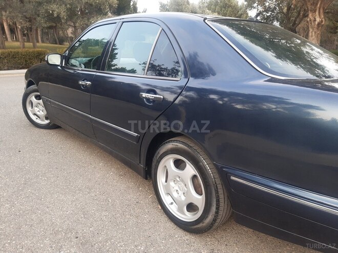Mercedes E 220 1998, 371,254 km - 2.2 l - Bakı