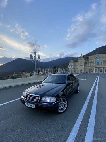 Mercedes C 180 1996, 409,000 km - 1.8 l - Qəbələ