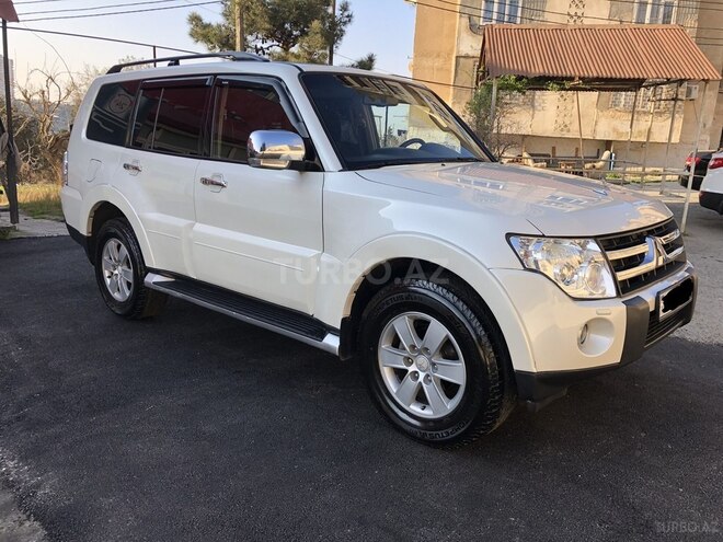 Mitsubishi Pajero 2008, 238,000 km - 3.0 l - Bakı