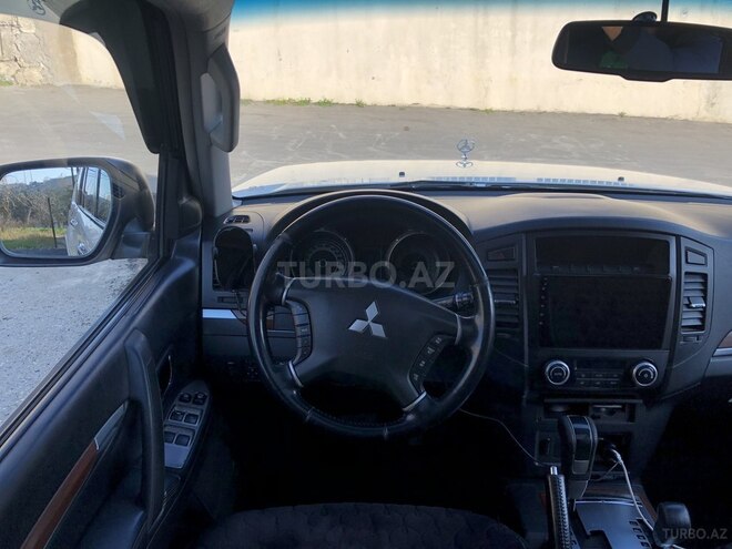 Mitsubishi Pajero 2008, 238,000 km - 3.0 l - Bakı