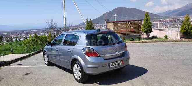 Opel Astra 2007, 184,019 km - 1.4 l - Şəki