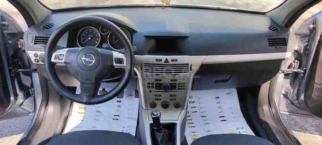 Opel Astra 2007, 184,019 km - 1.4 l - Şəki