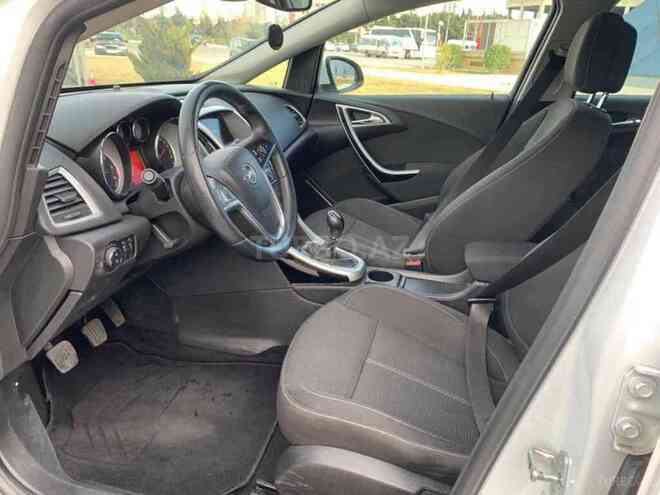 Opel Astra 2011, 163,600 km - 1.3 л - Bakı