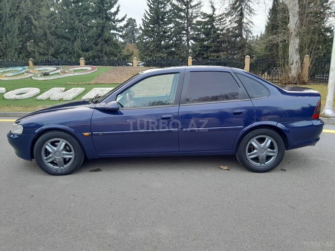 Opel Vectra 1998, 432,000 km - 2.0 l - Mingəçevir