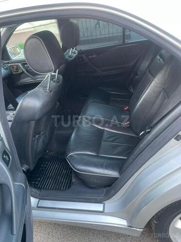 Mercedes E 220 2000, 354,000 km - 2.2 л - Bakı