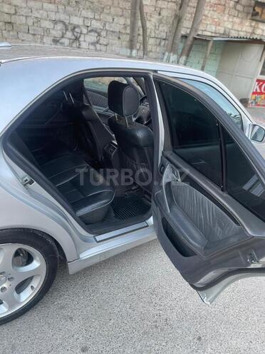 Mercedes E 220 2000, 354,000 km - 2.2 л - Bakı