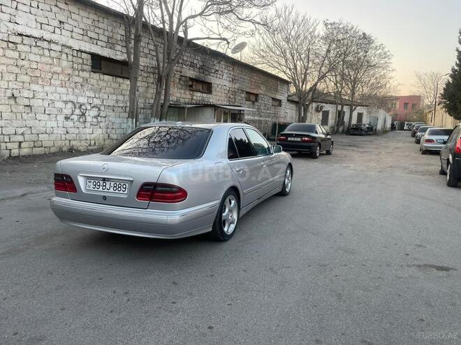 Mercedes E 220 2000, 354,000 km - 2.2 л - Bakı