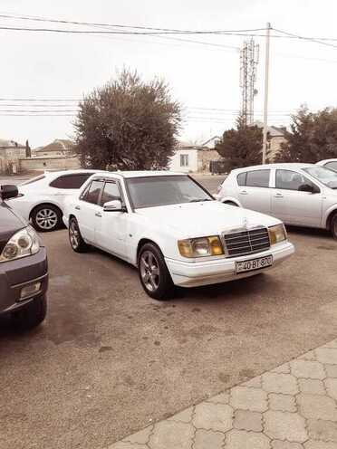 Mercedes E 250 1988, 625,890 km - 2.5 l - Masallı