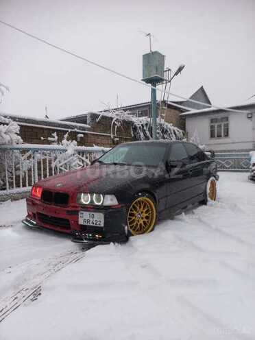 BMW 320 1994, 267,000 km - 2.0 л - Lənkəran