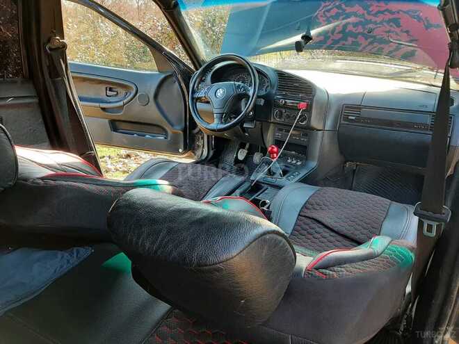 BMW 320 1994, 267,000 km - 2.0 л - Lənkəran