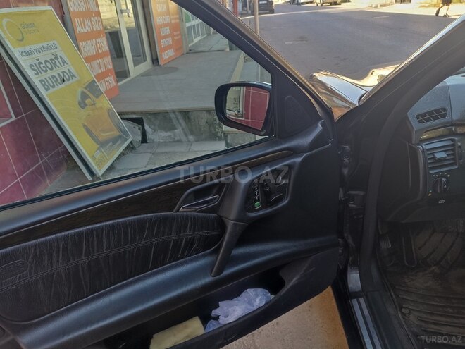 Mercedes E 240 1998, 345,236 km - 2.4 l - Xaçmaz