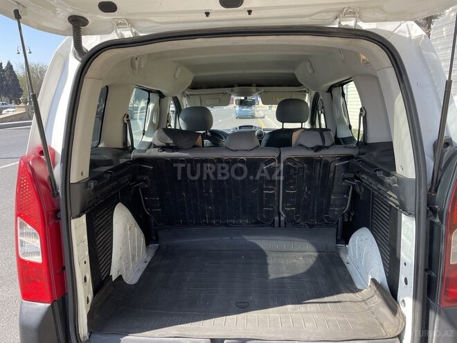 Peugeot Partner 2014, 228,000 km - 1.6 l - Bakı