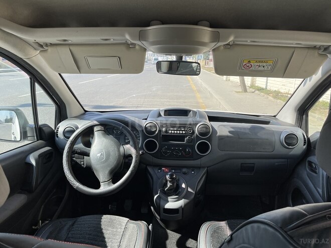 Peugeot Partner 2014, 228,000 km - 1.6 l - Bakı