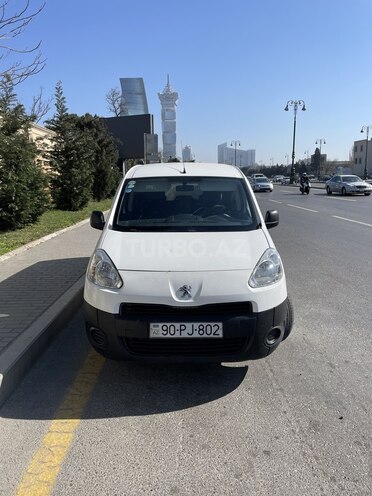 Peugeot Partner 2014, 228,000 km - 1.6 l - Bakı
