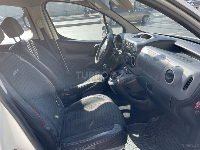 Peugeot Partner 2014, 228,000 km - 1.6 l - Bakı