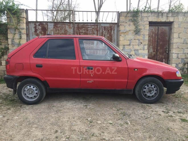 Skoda  1996, 250,000 km - 1.3 l - Bakı