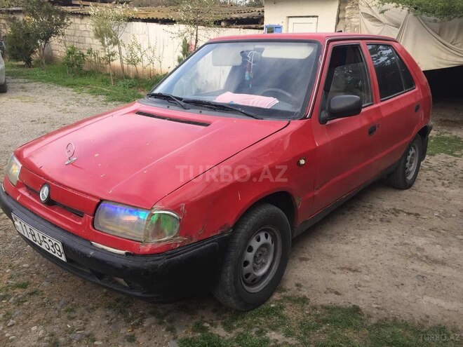 Skoda  1996, 250,000 km - 1.3 l - Bakı