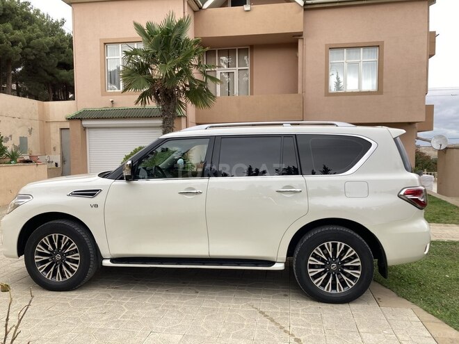 Nissan Patrol 2014, 153,200 km - 5.6 l - Bakı