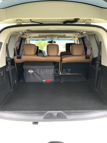 Nissan Patrol 2014, 153,200 km - 5.6 l - Bakı
