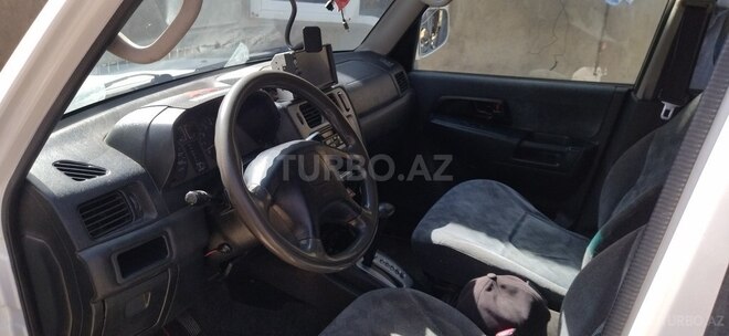 Mitsubishi Pajero io 2001, 304,085 km - 2.0 л - Bakı