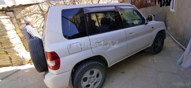 Mitsubishi Pajero io 2001, 304,085 km - 2.0 л - Bakı