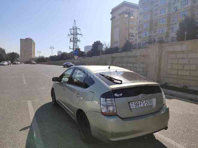 Toyota Prius 2007, 220,000 km - 1.5 л - Bakı