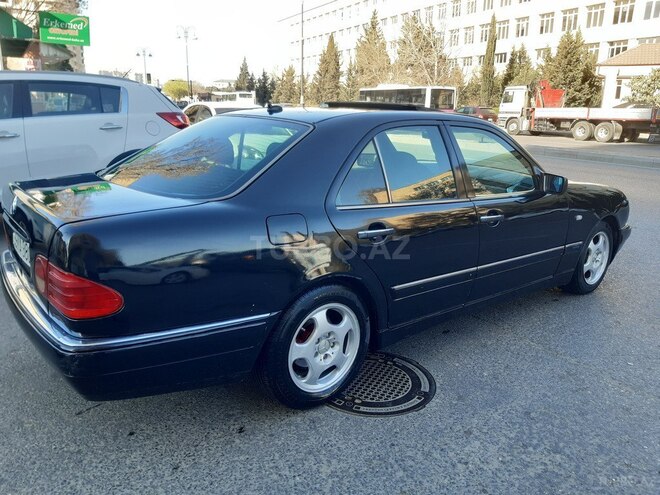 Mercedes E 220 1998, 243,000 km - 2.2 л - Bakı